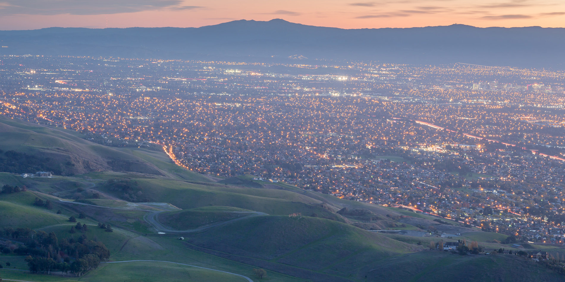 
A view of Silicon Valley at dusk from Monument Peak in the East Bay. | iStock/yhelfman